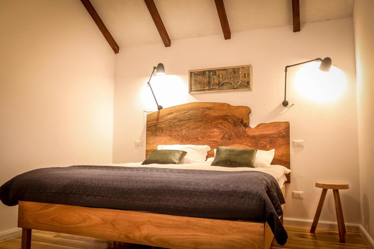Elma Guesthouse Alba Iulia Buitenkant foto