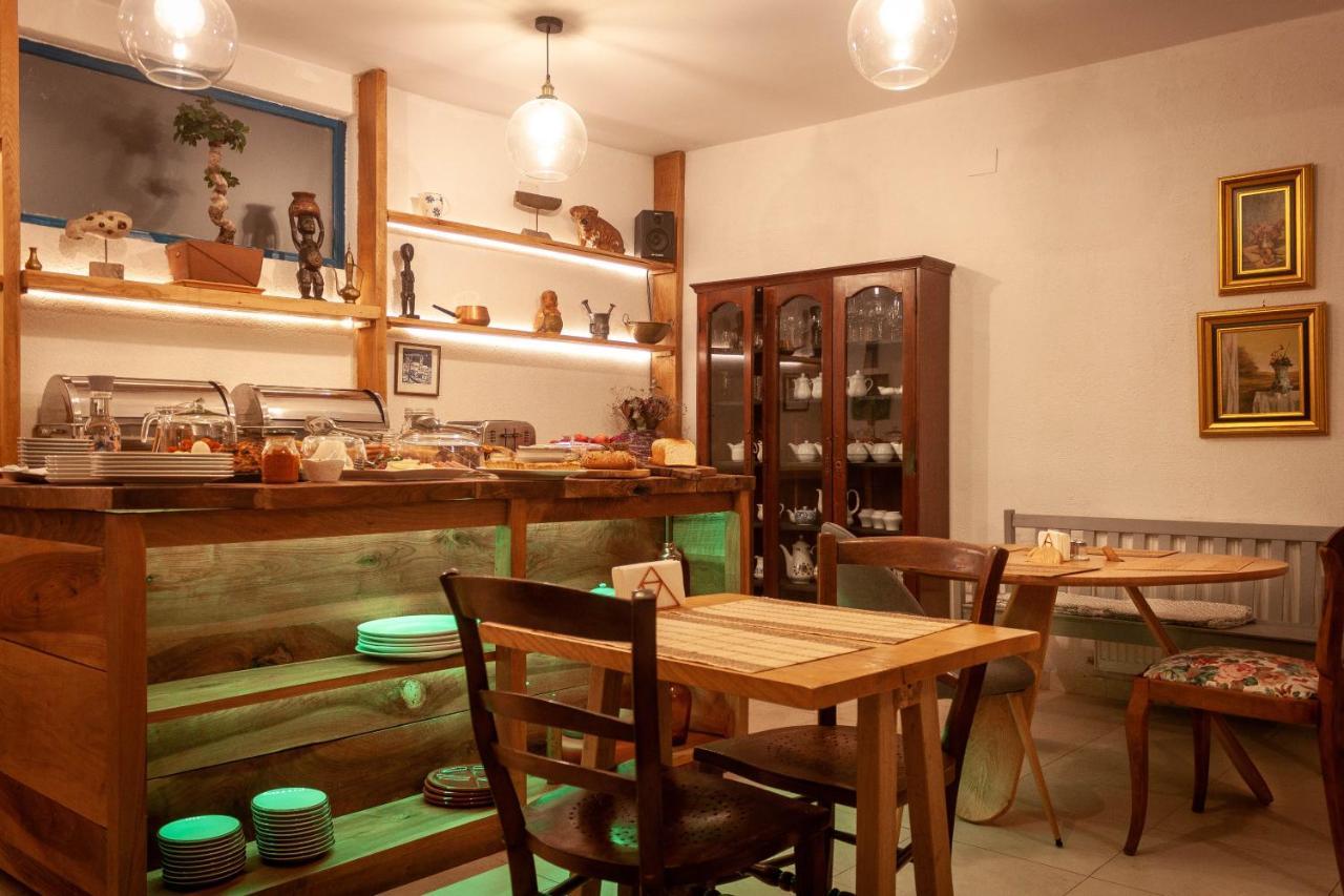 Elma Guesthouse Alba Iulia Buitenkant foto