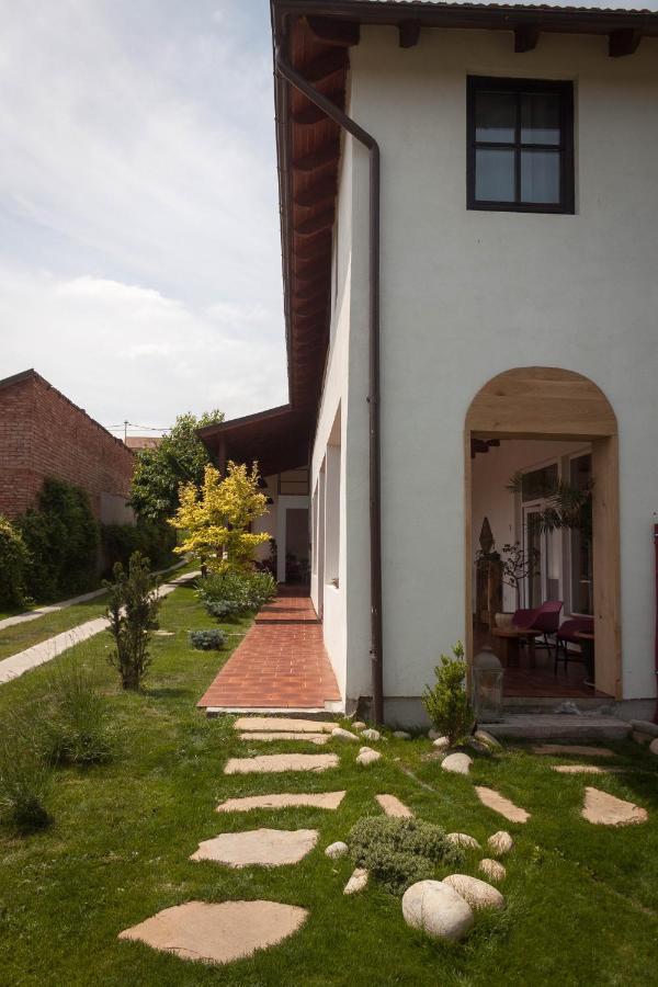 Elma Guesthouse Alba Iulia Buitenkant foto